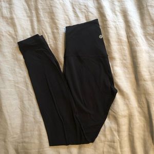 Size 4 black lululemon align pants